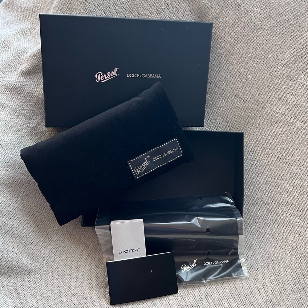 Dolce & Gabbana / Persol soft case and box